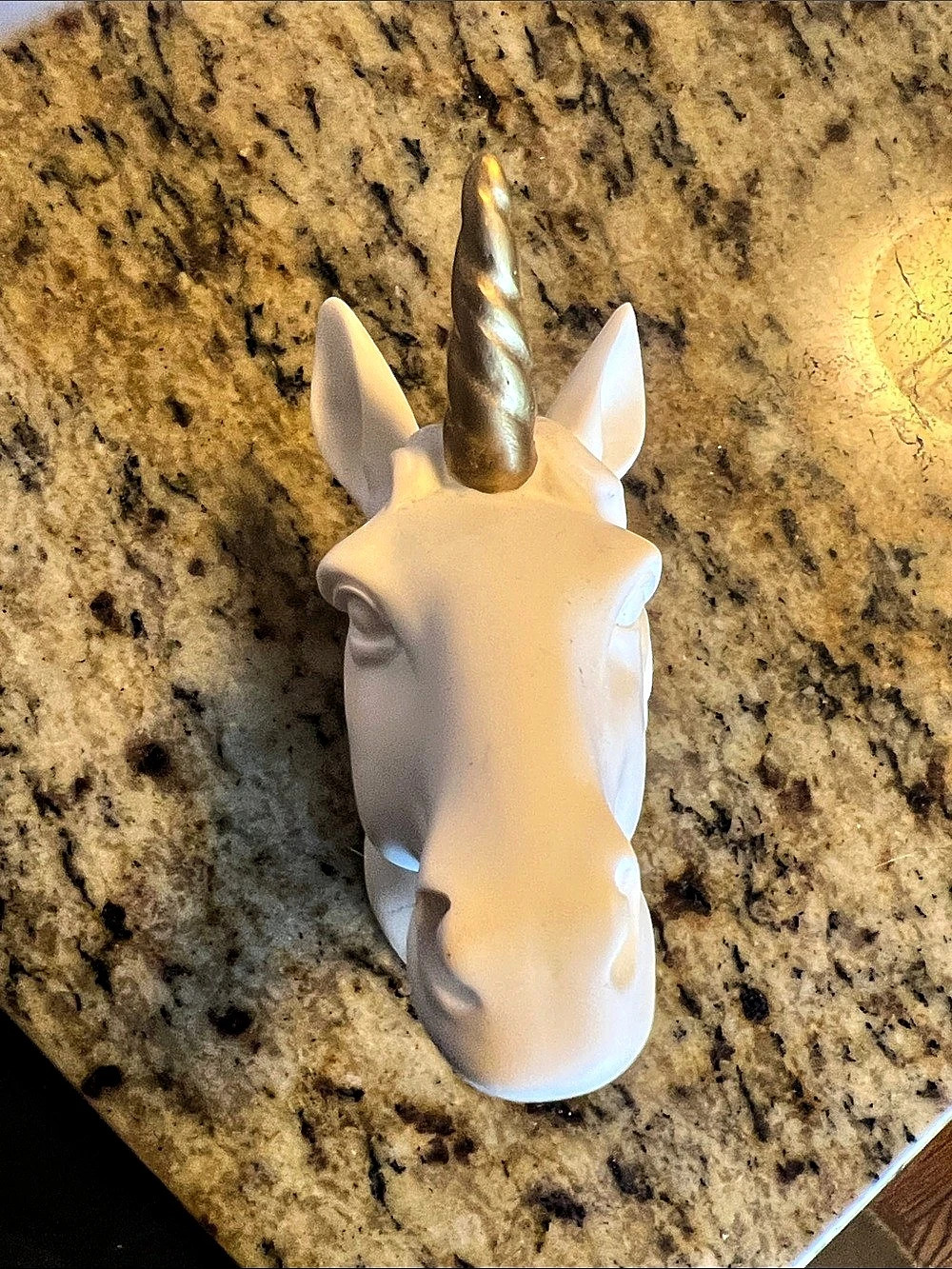 Unicorn Wall Decor in White & Gold